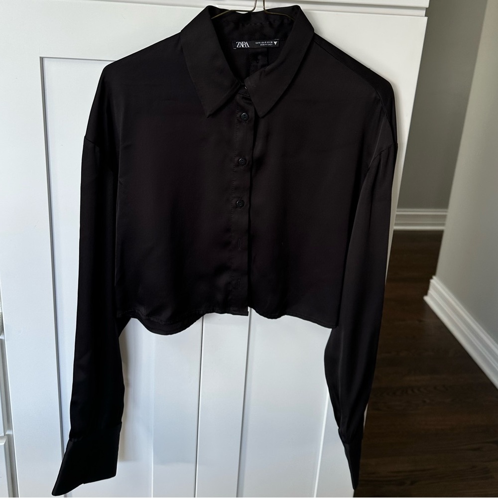Zara satin effect croped shirt